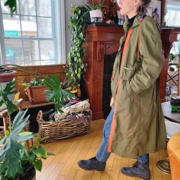 Vintage spring windbreaker coat - Picture 2 of 11